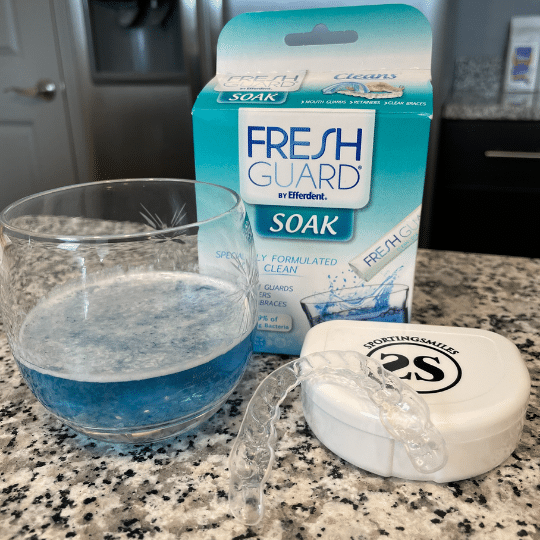 Cleaning Your Retainer With Fresh Guard Soak